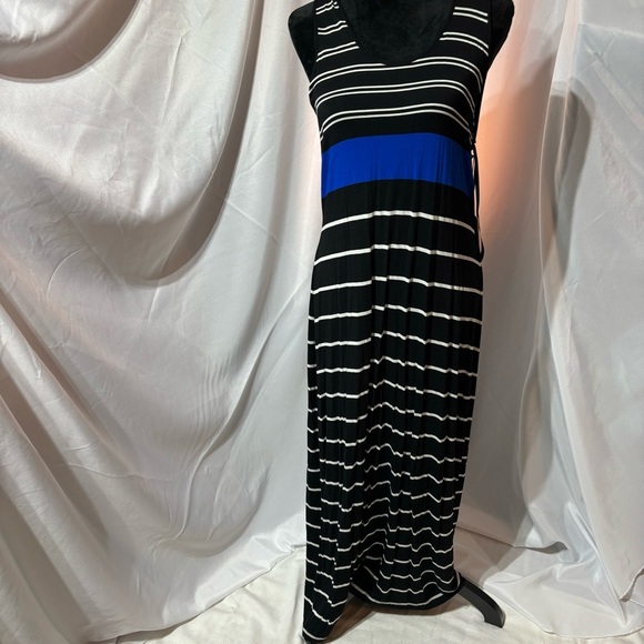 BOGO Calvin Klein Black/White/Blue Racerback Maxi Dress Size 12 - Picture 1 of 7